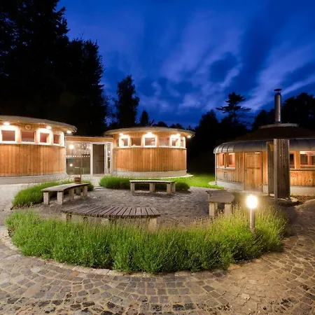 Nadine 2023 Komplett Saniert Nyaraló Bad Brambach